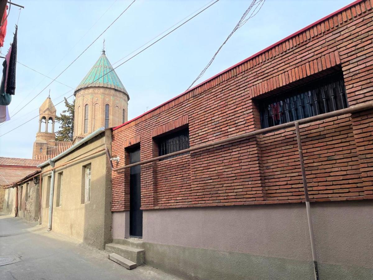 Modern Apart Old Tbilisi Center מראה חיצוני תמונה